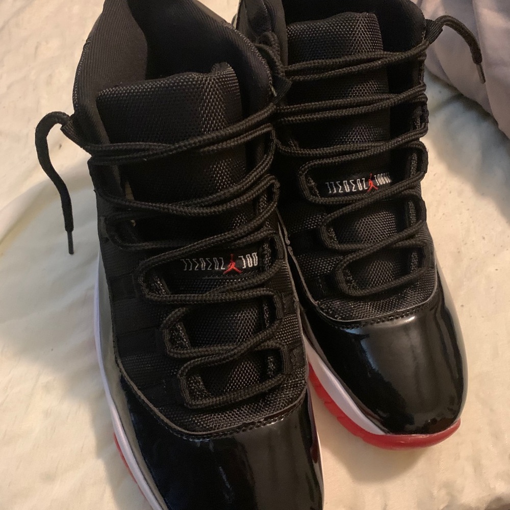 Jordan “BRED” (11s) **Sz 13**